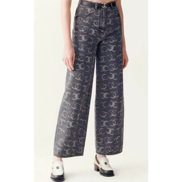 Chanel 23B Runway Black Denim White CC Printed Logo Baggy Oversized Jeans 36 - Picture 6 of 11